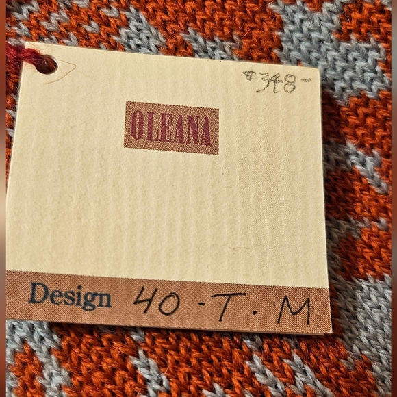 Oleana NWT M Wool Cardigan - Picture 7 of 9